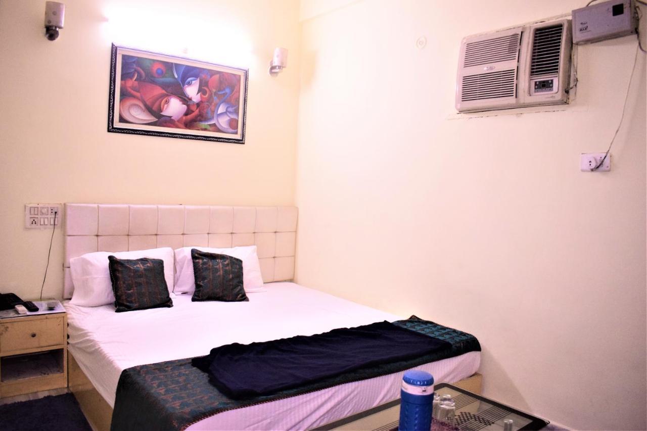 Homestay Ds Residency Varanasi-prime Location-parking