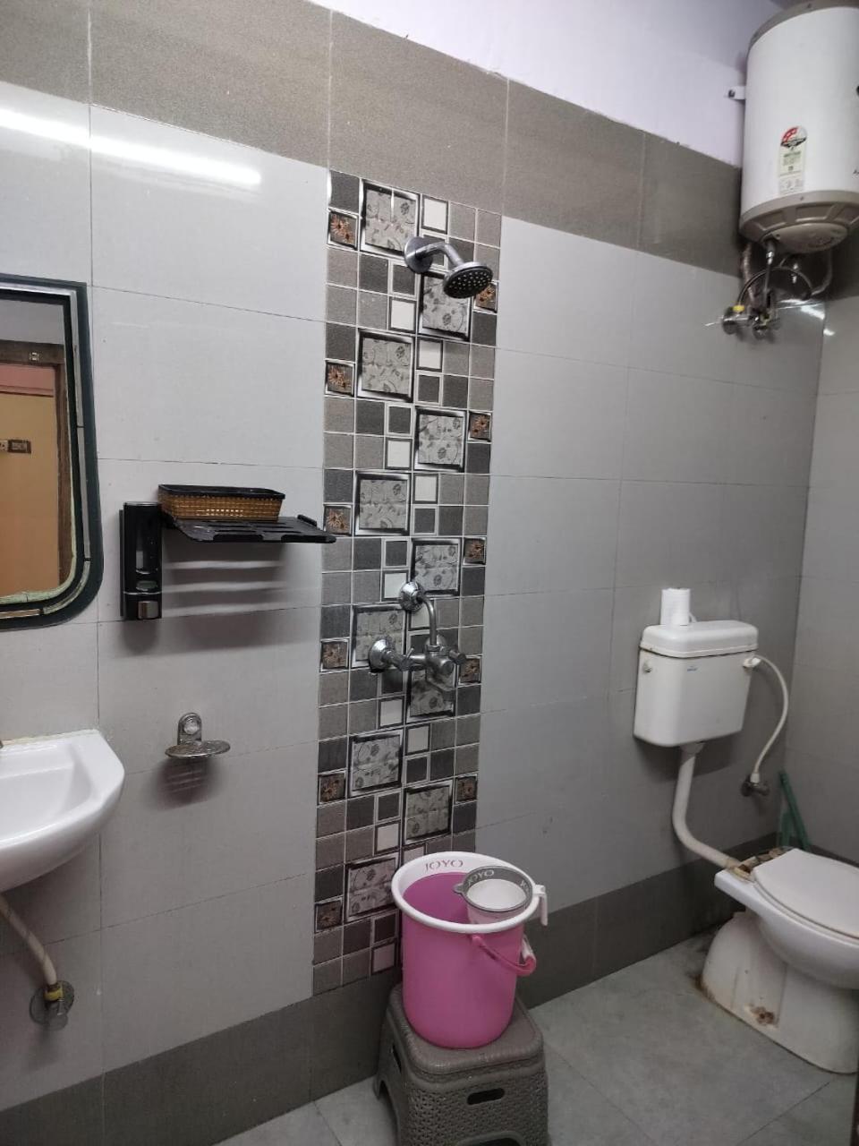Ds Residency Varanasi-prime Location-parking